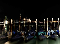 Gondeln bei Nacht 