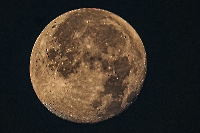 Bild 04 - Vollmond über Pinneberg