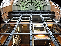 Bild 11 - Lift in den Tunnel